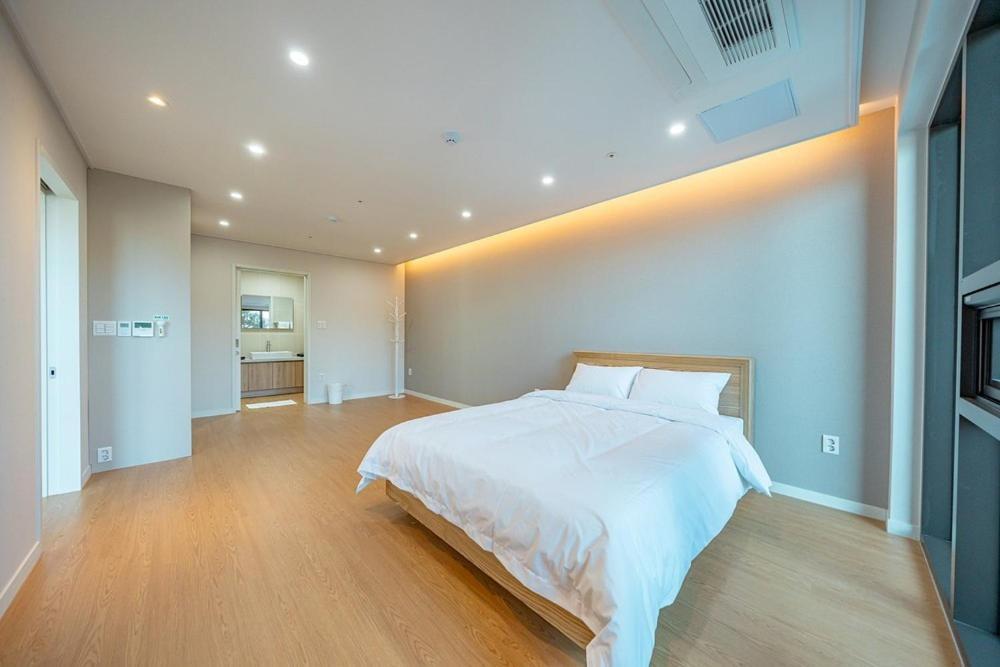 Jecheon The Shine Cheongpung Hotel Szoba fotó