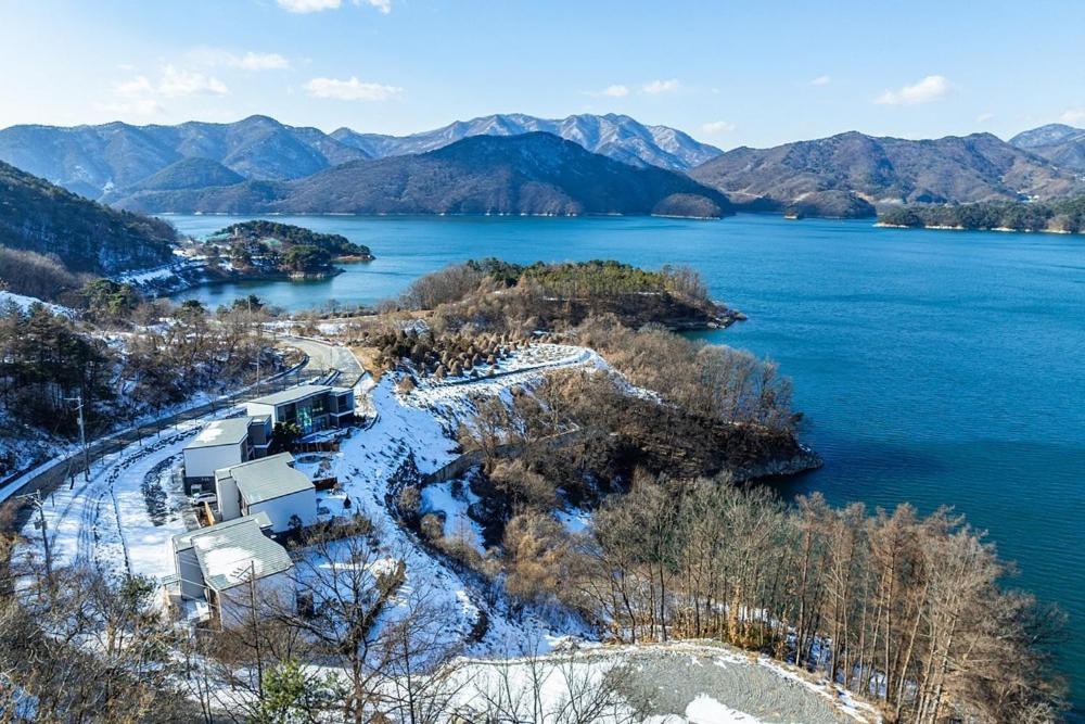 Jecheon The Shine Cheongpung Hotel Kültér fotó